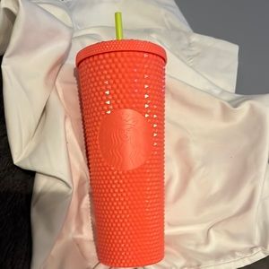 Starbucks studded Coral with green straw 24 oz oh this color is perfect summer